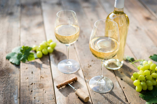 7 Greek Wine Varieties That You Must Try